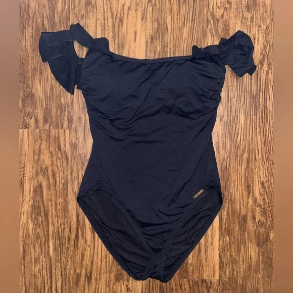 Vince Camuto Ruffle Bandeau One Piece Swimsuit size 6 - Picture 4 of 6